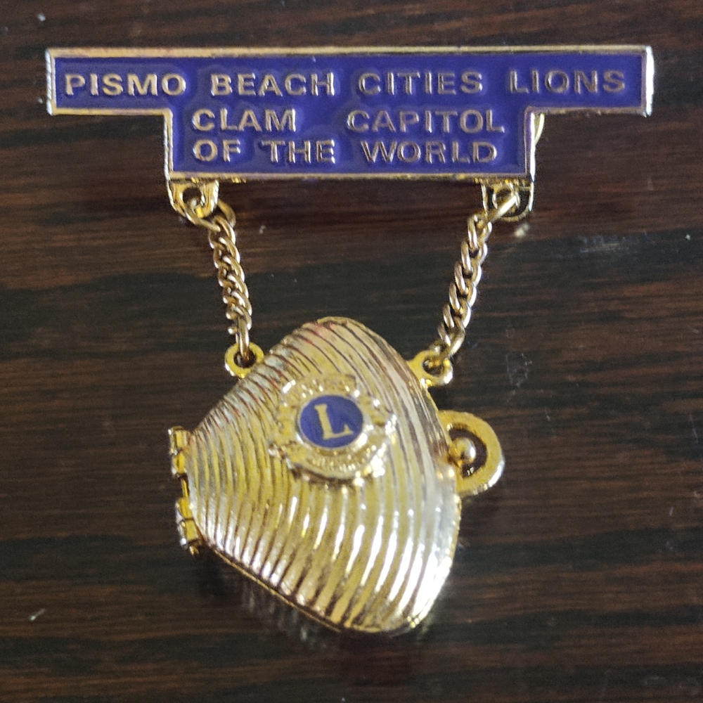Pismo Beach cities Lions Clam Capitol Pin